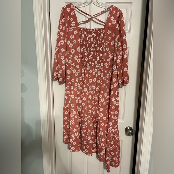 Cato Women’s Wrap Wrap Dress Ruffed‎ Hem Hangs Lower On One Side Size 18/20 - Picture 2 of 4